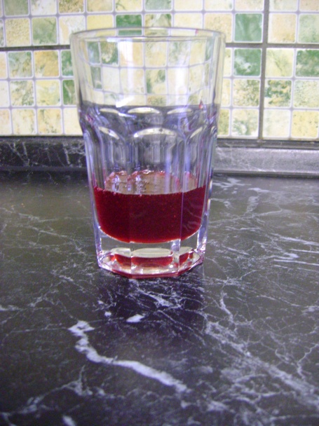 Ríbezľový sirup bez varenia - obrázok 3