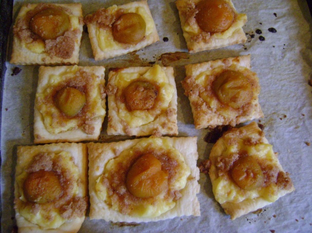 Lístkový koláč s posýpou - obrázok 1