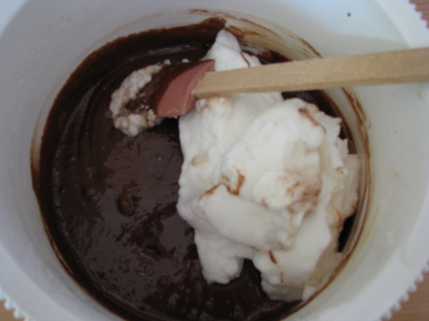 Čokoládovo broskyňový bezlepkový zákusok (fotorecept) - obrázok 6