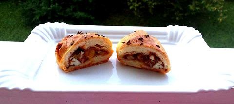 Pizzové rožky (bez kysnutia a droždia) - obrázok 4