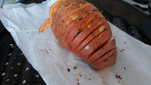 Pečený batátik s ľahkým dressingom - obrázok 1