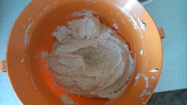 Koláč so žĺtkovou polevou - obrázok 3