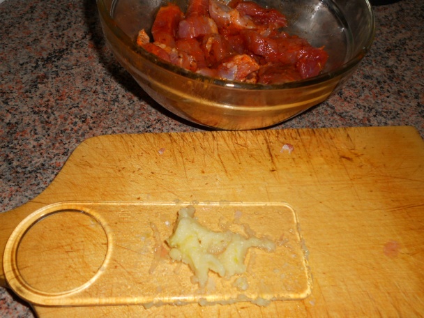 Bravčové kúsky v marináde a zemiakových lupienkoch (fotorecept) - obrázok 2