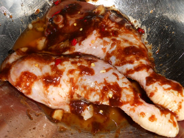 Ostré stehienka - obrázok 1