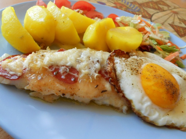 Pangasius s loveckou salámou a tvarúžkami - obrázok 4