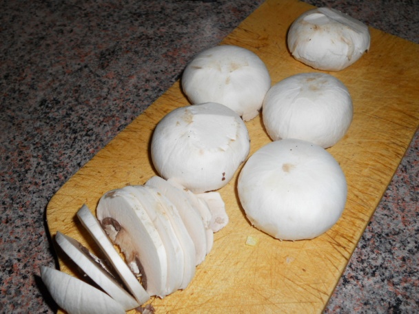 Hermelín s hubami (fotorecept) - obrázok 3