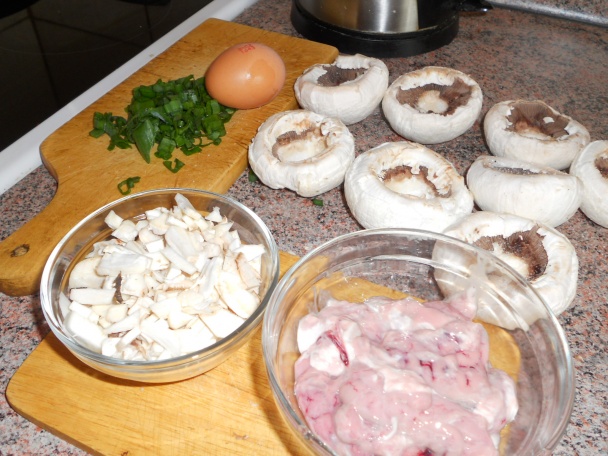 Šampiňóny plnené bravčovým mozočkom (fotorecept) - obrázok 1