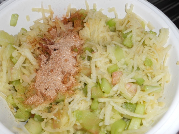 Štrúdľa s rebarborou, jablkami a tvarohom (fotorecept) - obrázok 2