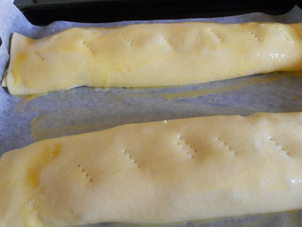 Štrúdľa s rebarborou, jablkami a tvarohom (fotorecept) - obrázok 6