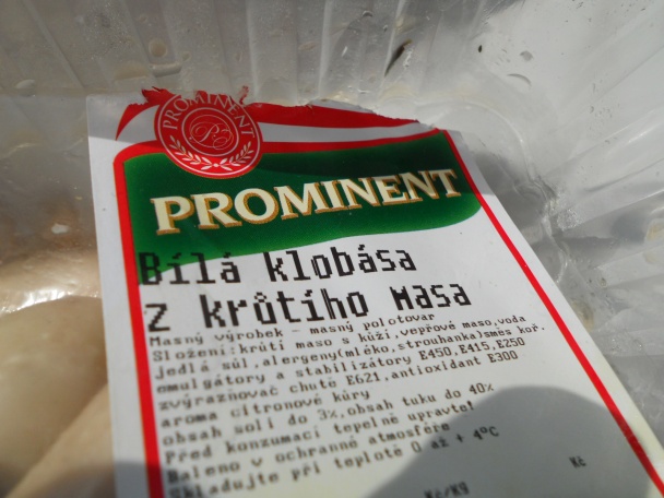 Biela klobása v zemiakovo-syrovom cestíčku (fotorecept) - obrázok 2