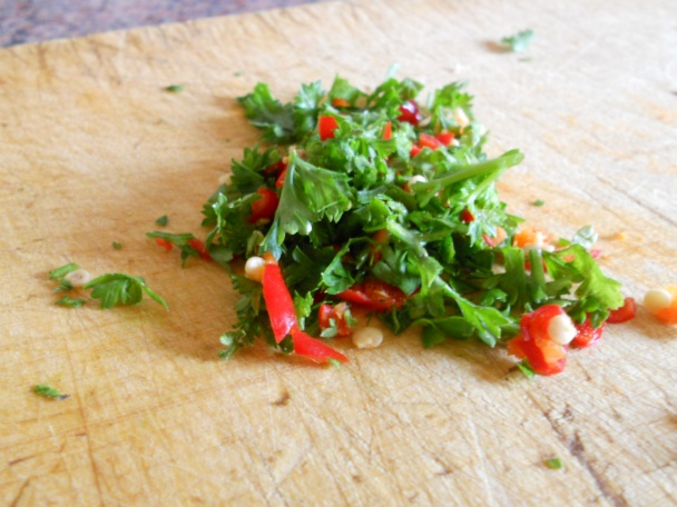 Pikantný kaprík na cesnaku - obrázok 1