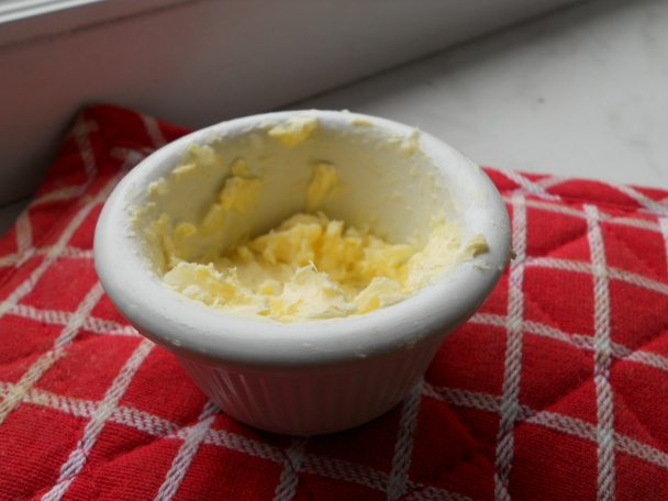 Pikantný kaprík na cesnaku - obrázok 3