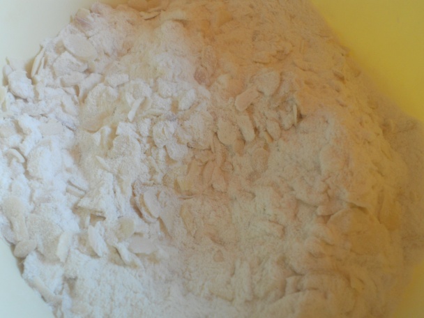 Slivkovo-mandľový koláč (fotorecept) - obrázok 1