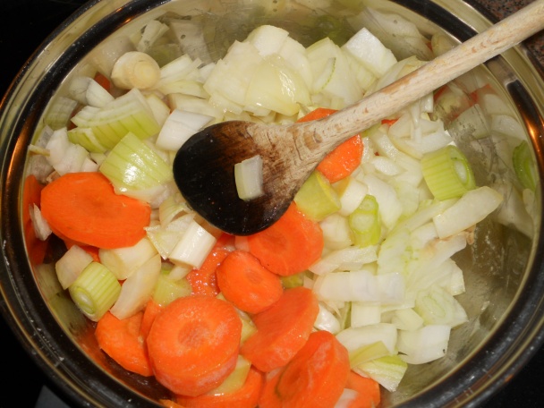 Králik na brusniciach - obrázok 2