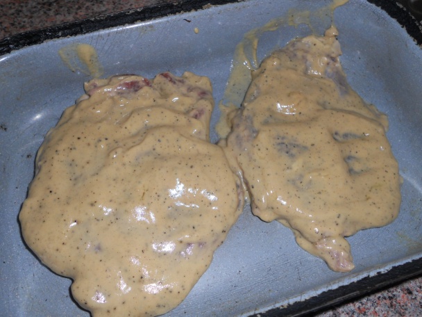 Bravčové stehno na korení s chrenovou omáčkou - obrázok 1