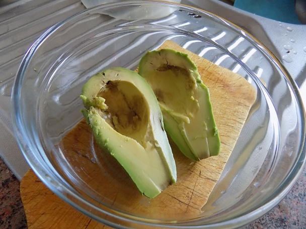 Avokádo v cibulových kroužcích (fotorecept) - obrázok 1