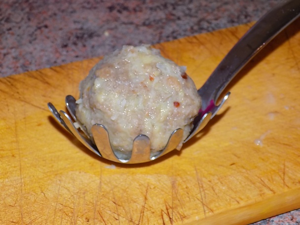 Bramborovo-rohlíkové knedlíky - obrázok 2