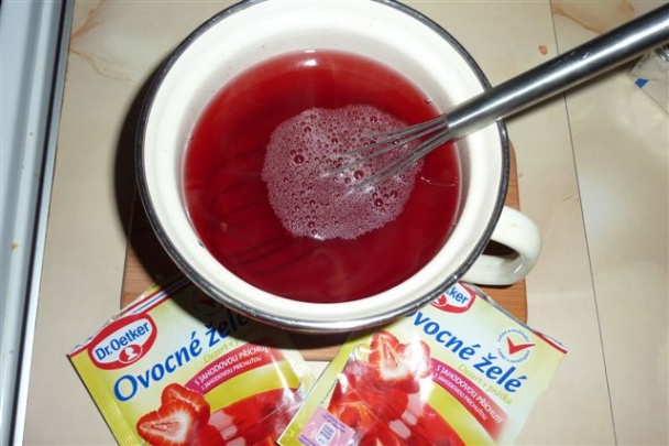 Slnečnicová poschodová torta (fotorecept) - obrázok 5