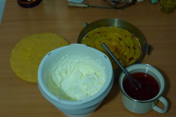 Slnečnicová poschodová torta (fotorecept) - obrázok 6