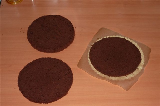 Slnečnicová poschodová torta (fotorecept) - obrázok 14