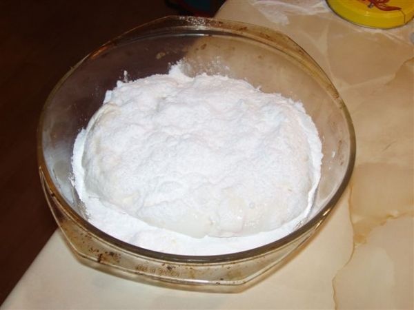 Postup na výrobu poťahovej hmoty z cukríkov (fotorecept) - obrázok 5