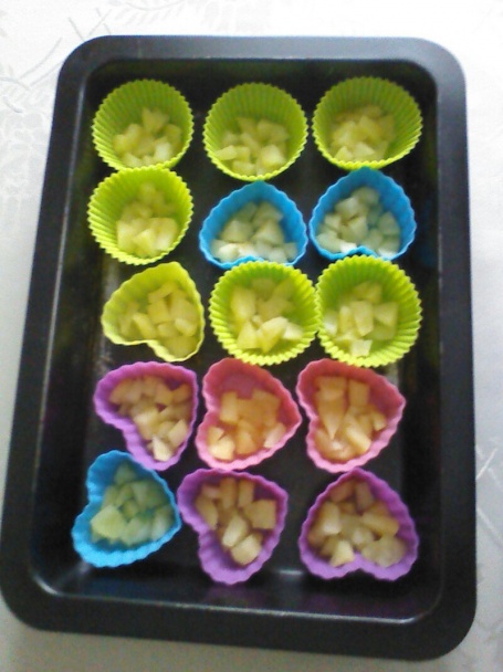 Jablká pod sklom - obrázok 2