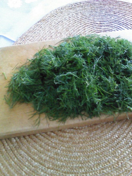 Bravčová krkovička so žemľovou knedľou a kôprovou omáčkou (fotorecept) - obrázok 4