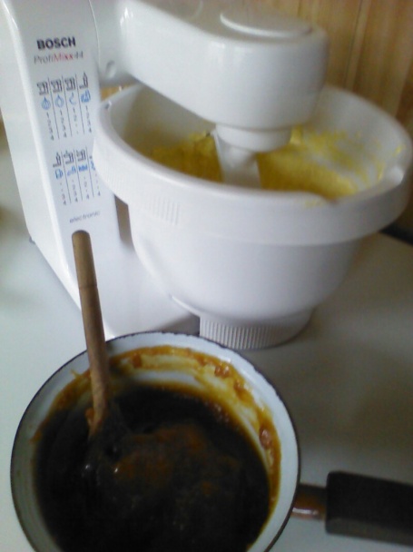 Karamelové rezy - obrázok 2