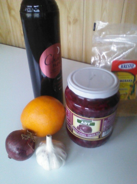 Bravčový bôčik s červenou kapustou a knedľou (fotorecept) - obrázok 4