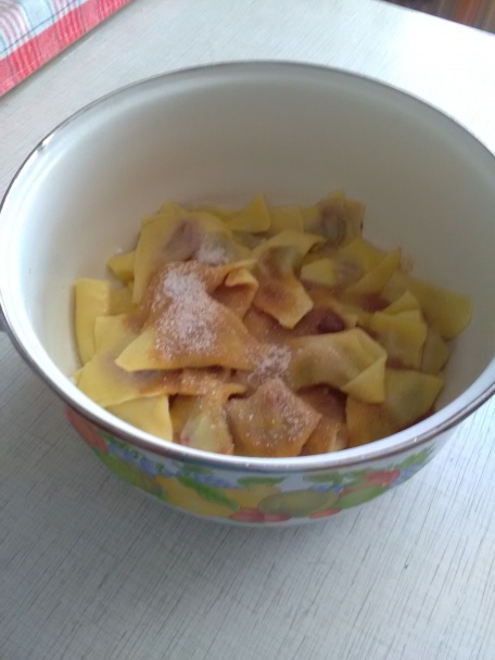 Domáce pirohy plnené lekvárom - obrázok 4