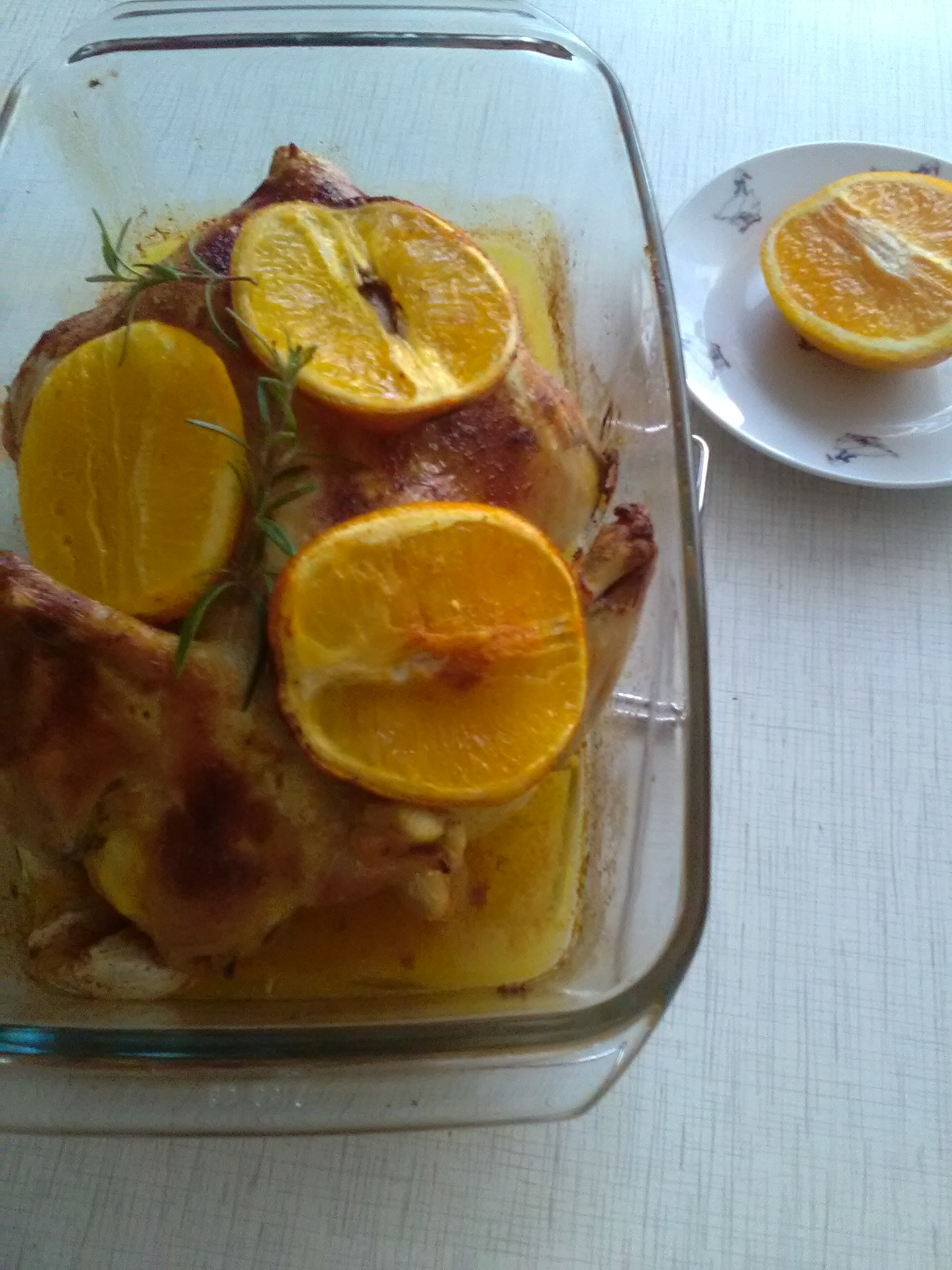 Kurča pečené s pomarančom a zemiakovo-cibuľový šalát s marinádou (fotorecept) - obrázok 4