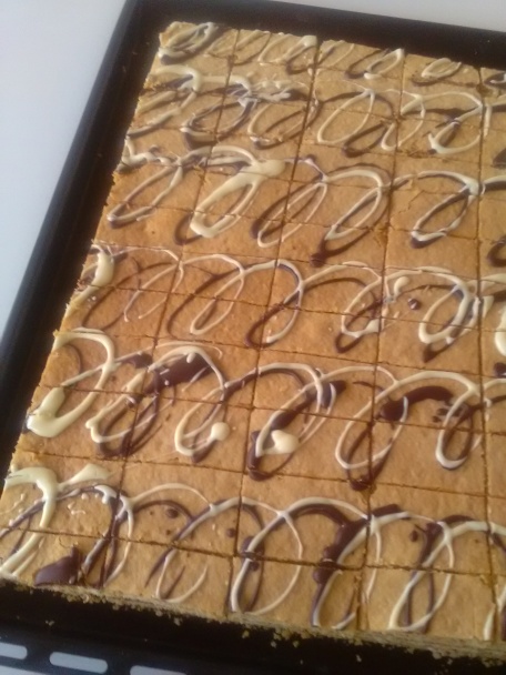 Medové rezy so slivkovym lekvárom (fotorecept) - obrázok 8