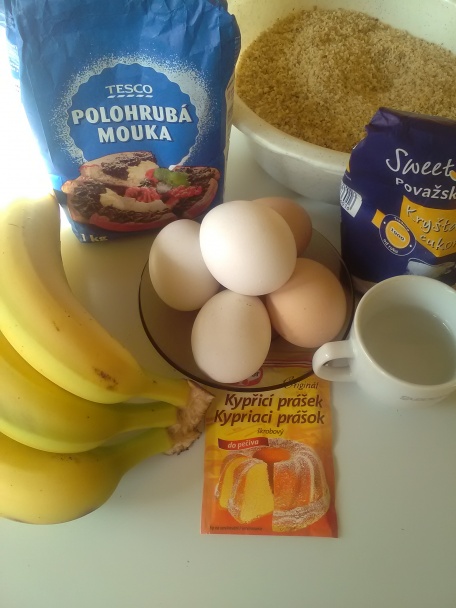 Orechová roláda s banánom (fotorecept) - obrázok 1