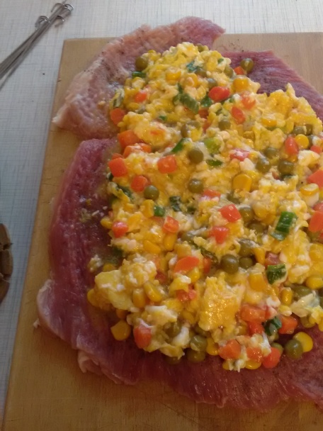 Bravčová roláda plnená praženicou so zeleninou (fotorecept) - obrázok 3