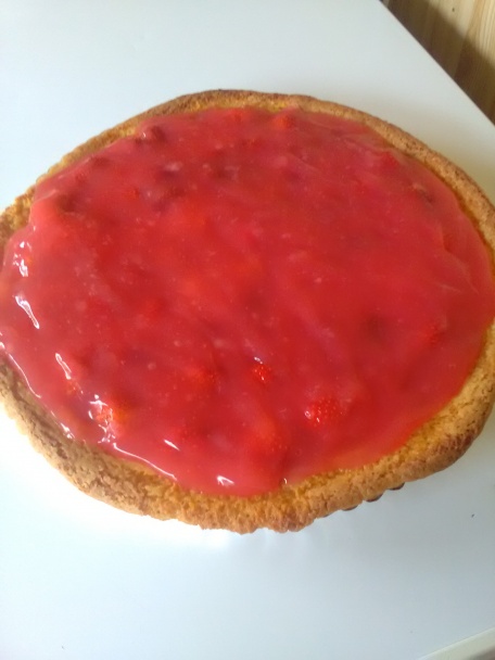 Fantastický pudingovo-jahodový koláč (fotorecept) - obrázok 10