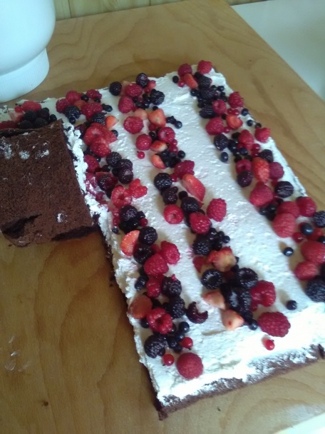 Výborná čokoládová torta bez múky s ovocím (fotorecept) - obrázok 8