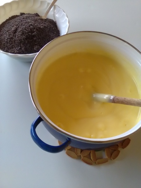 Jemný makovo-slivkový koláč (fotorecept) - obrázok 2