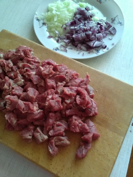 Maďarský guláš so žemľovou knedľou (fotorecept) - obrázok 2