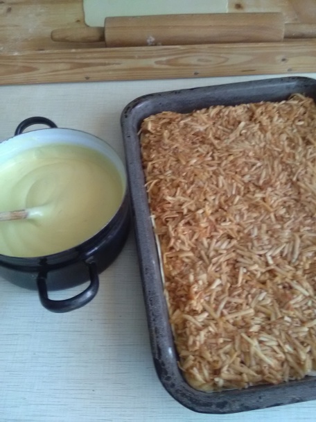 Jablkovo-pudingový koláč z lístkového cesta (fotorecept) - obrázok 3