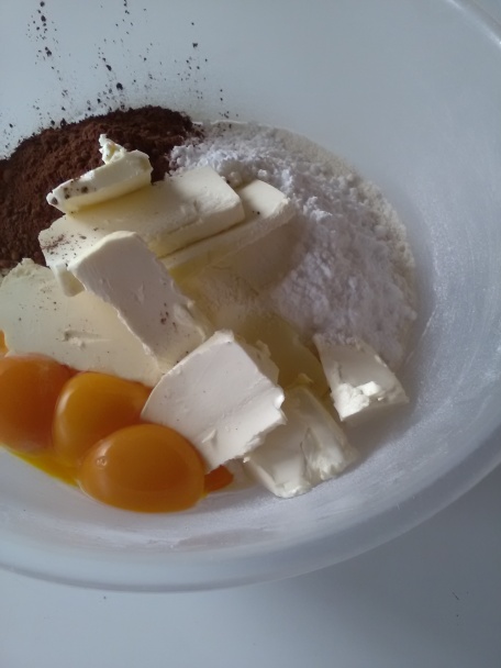 Šťavnatý jablkový koláč s bielkovou penou (fotorecept) - obrázok 3