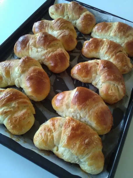 Rožky z kyslej smotany a jogurtu (fotorecept) - obrázok 11