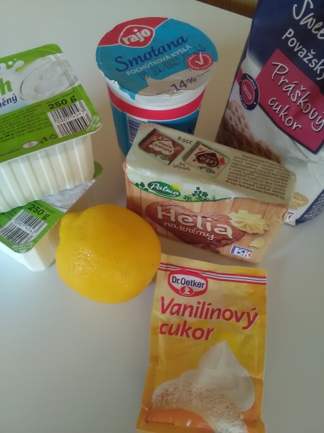 Hrnčekový tvarohový zákusok s ovocím (fotorecept) - obrázok 2