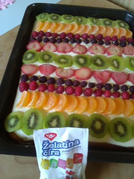 Hrnčekový tvarohový zákusok s ovocím (fotorecept) - obrázok 4