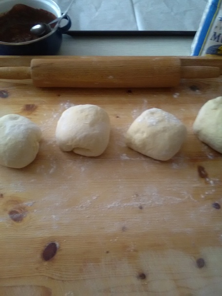 Rožteky z pľundrového cesta plnené čokoládovým pudingom (fotorecept) - obrázok 7