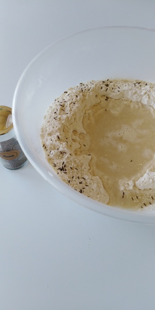 Hrnčekový domáci chlieb (fotorecept) - obrázok 2