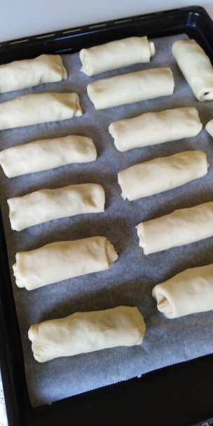 Krehké koláčiky z kyslej smotany (fotorecept) - obrázok 8