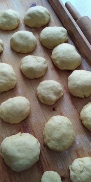 Šišky plnené lekvárom (fotorecept)  - obrázok 7