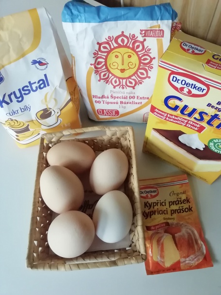 Jablkovo-karamelový zákusok (fotorecept)  - obrázok 1