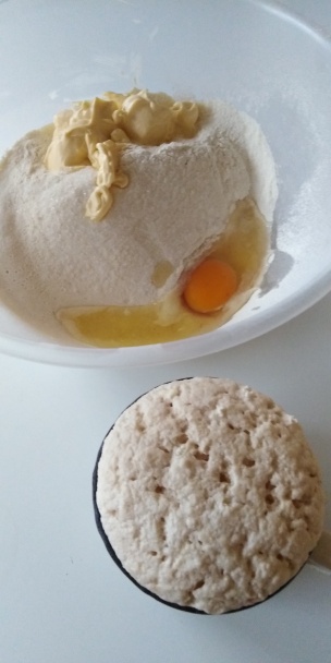 Kysnutý koláč troch chutí s posýpkou (fotorecept) - obrázok 2