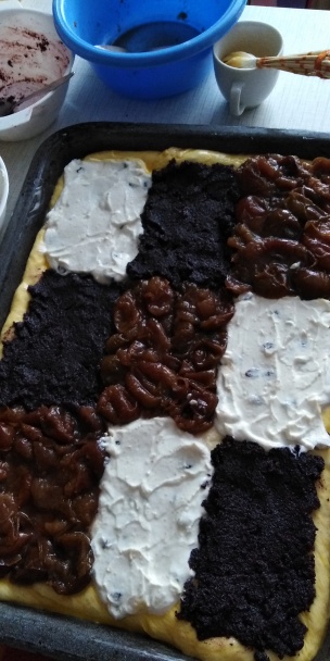 Kysnutý koláč troch chutí s posýpkou (fotorecept) - obrázok 6
